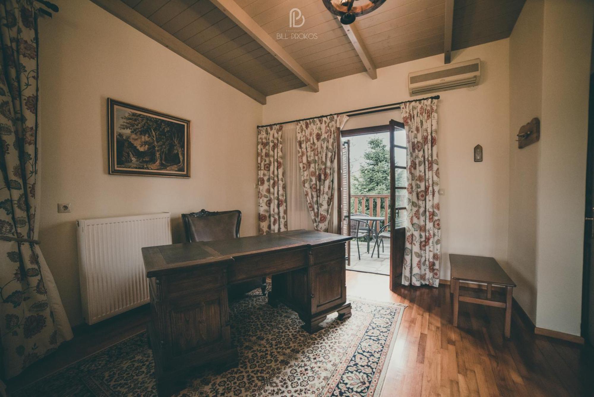 Bourazani Wild Life Resort Konitsa Pokoj fotografie